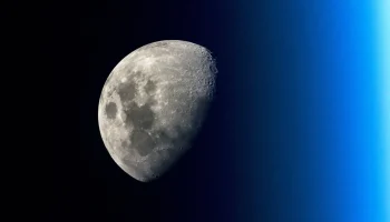 Ay Nedir? Özellikleri ve Evrendeki Önemi